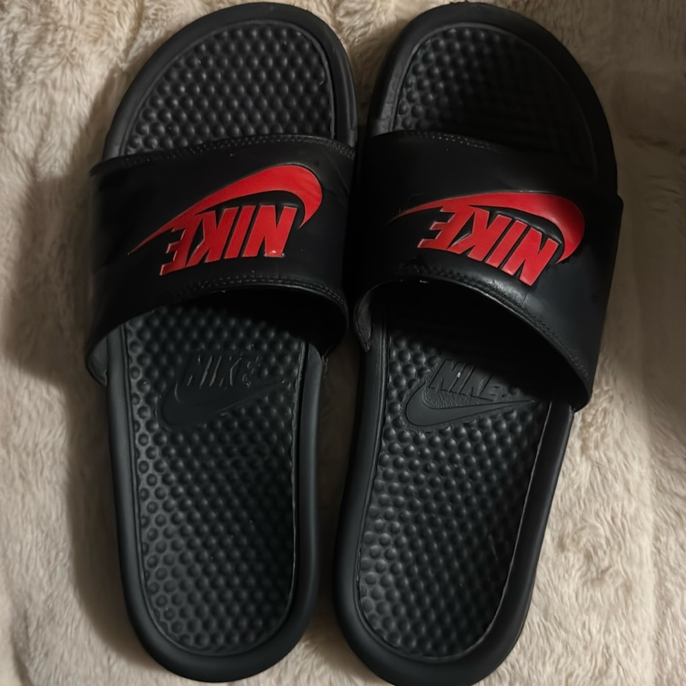 Nike Slides EUC